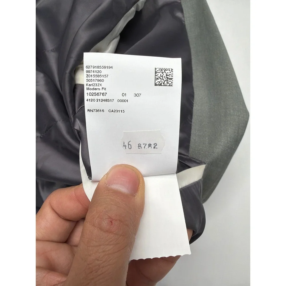 HUGO BOSS Men's Grey Wool Blend Two Button Blazer Sport Coat Size 36R‎